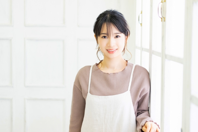 ママ友へ出産報告のメール、LINE１２例文