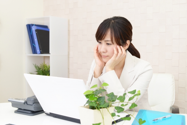 後輩（理由なし）：結婚式不参加（お断り）メール・LINE例文