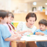 【家庭での教育方針】自己表現の場の提供【幼稚園・小学生用・書き方例文集】