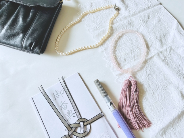 亡くなったことを後日知らせる（葬儀は家族葬で行った）メール・手紙例文