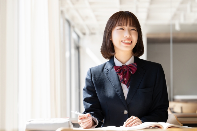 【高校志望動機・志願理由】人と社会に貢献する【例文・書き方】