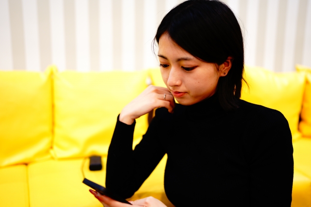 プリスクールに入り公立の小学校に入学しました。なじめず子供が辛そうで後悔