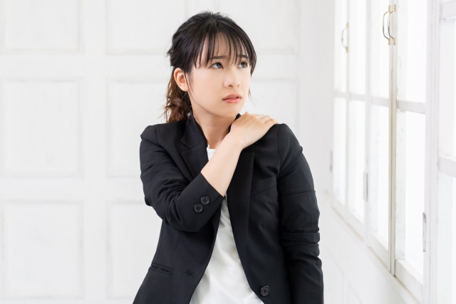 妻がモンペで、私に学校にクレームを言え！嫌になる、どうしたら良い？