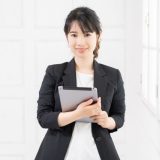 CRM（シーアールエム）とは？ビジネスでの意味・日本語での言い換え・言い回しての使い方と注意点