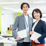 「借りてきた猫」意味は?言い換えは?ビジネスでも使える?失礼ではない使い方例文